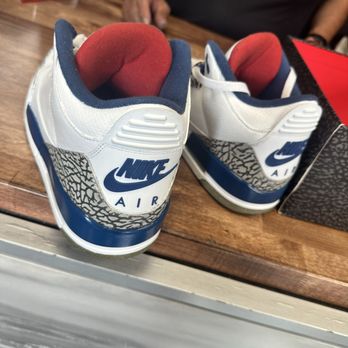 Jessy’s Shoe Repair - Retro 3 "sports blue" - Shoe Repair Near Me - Chicago, Illinois Jessy’s Shoe Repair - Retro 3 "sports blue" - Shoe Repair Near Me - Chicago, Illinois