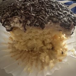Cupcake A La Mode - Cannoli Cupcake