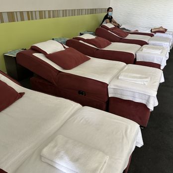 Foot Logic Reflexology - Foot massage area - Massage Near Me - Dublin, California Foot Logic Reflexology - Foot massage area - Massage Near Me - Dublin, California
