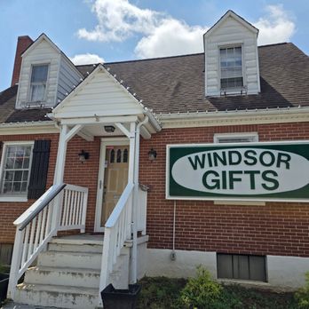 Windsor Gifts - The entrance to the store. - Flowers & Gifts Near Me - Roanoke, Virginia