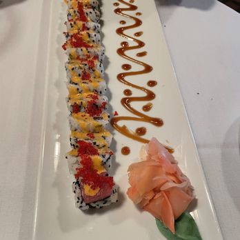 Chandler's - Spicy Tuna Roll - New American Near Me - Petoskey, Michigan