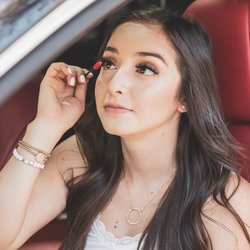 Batalash Beauty Bar - volume lashes