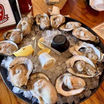 Uncle T's Oyster Bar - Dozen Raw - Bars Near Me - Scott, Louisiana