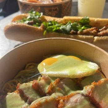 Saiga Vietnamese Eatery - Garlic Noodles with Grilled Pork Garlic Noodles with Pork Belly - Vietnamese Near Me - Irvine, California