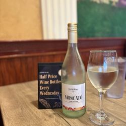 Olympians Family Restaurant - Moscato d asti