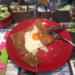 Crêperie du Pont - Trio crepe, with three cheeses, egg and salad.  Magnifique!