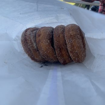 Red Apple Farm - Apple cider donuts! - Farmers Market Near Me - Phillipston, Massachusetts Red Apple Farm - Apple cider donuts! - Farmers Market Near Me - Phillipston, Massachusetts
