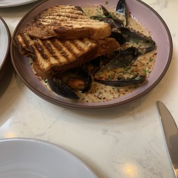 Populaire Modern Bistro - PEI Mussels - French Near Me - Costa Mesa, California Populaire Modern Bistro - PEI Mussels - French Near Me - Costa Mesa, California