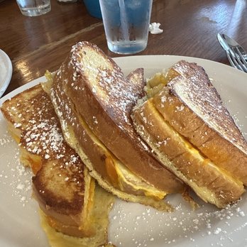 Millies Restaurant - Apricot stuffed French Toast - Breakfast & Brunch Near Me - Sarasota, Florida