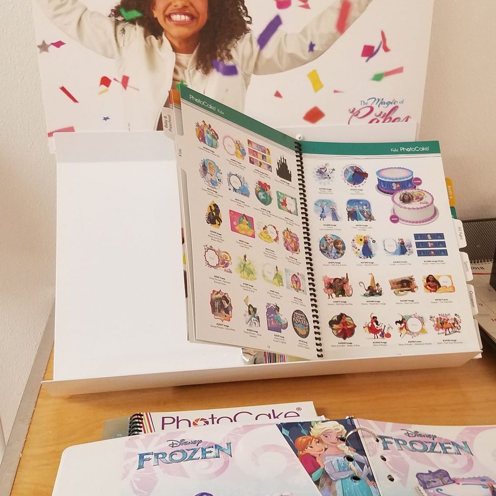 Two Sisters Bakery - Custom cake choices made easier - Custom Cakes Near Me - Madison, Wisconsin