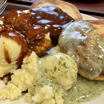 Goddards at Greenwich - Lamb Pie, Chicken and Mushroom Pie, Mash - British Near Me - London, XGL Goddards at Greenwich - Lamb Pie, Chicken and Mushroom Pie, Mash - British Near Me - London, XGL