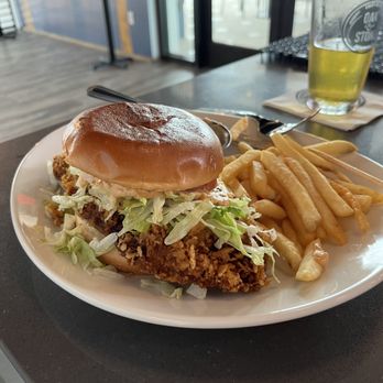 Oak & Stone - Grouper Crusted Sandwich! - Beer Bar Near Me - Venice, Florida