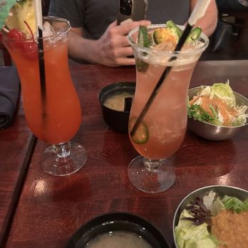 Sushi Zen - Mai tai and strawberry jalapeño margarita - Sushi Bars Near Me - Brighton, Michigan