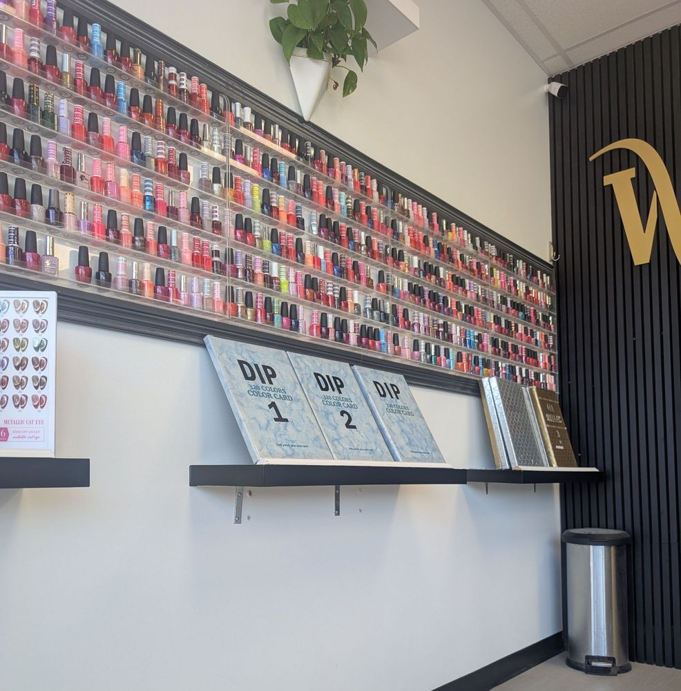 Winstar Nail Spa Logo