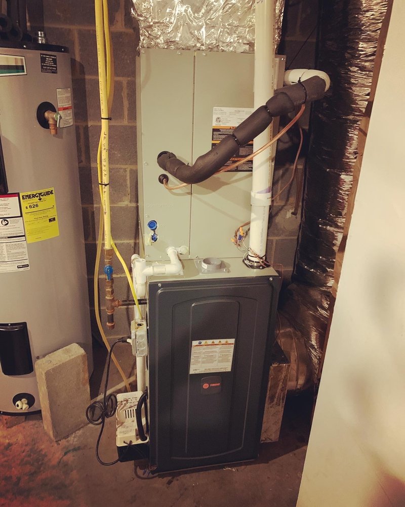 Slide of Chilly Willy Mechanical Services