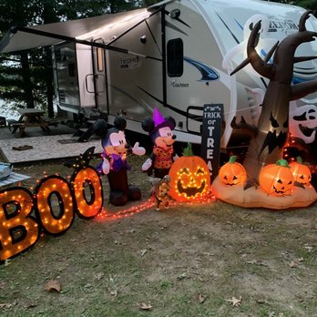 Oak Shores Resort Campground - Halloween Party - Campgrounds Near Me - Vicksburg, Michigan Oak Shores Resort Campground - Halloween Party - Campgrounds Near Me - Vicksburg, Michigan