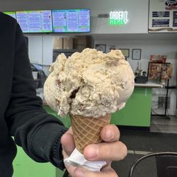 Crazy Goodies - Maple walnut