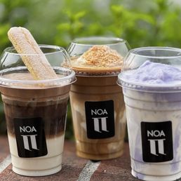 Signature Phin, Phin Brown, Taro Rush Signature Phin, Phin Brown, Taro Rush