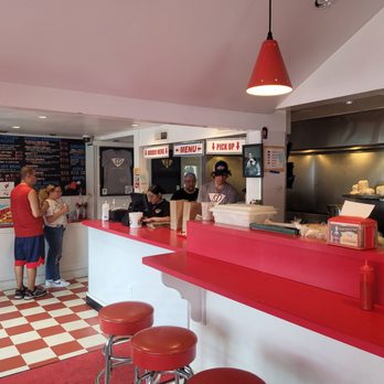 Super Duper Weenie - Inside - Fast Food Near Me - Fairfield, Connecticut