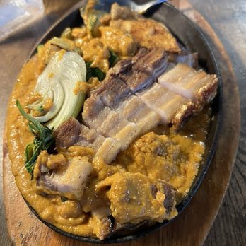 Full House BBQ - Lechon kare kare - Barbeque Near Me - Las Vegas, Nevada