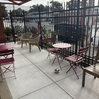 Clover Coffee & Boba - Pretty patio - Coffee & Tea Near Me - Ventura, California Clover Coffee & Boba - Pretty patio - Coffee & Tea Near Me - Ventura, California