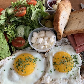 Chakra Cafe - Breakfast Plate - Coffee & Tea Near Me - Sunnyside, New York