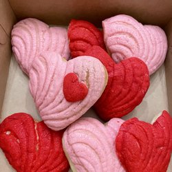 Glitterally Sweet Bakery - Valentine's Conchitas