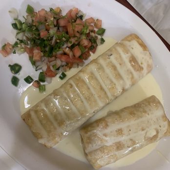 Los Tres Caminos - Mexican Near Me - Terre Haute, Indiana