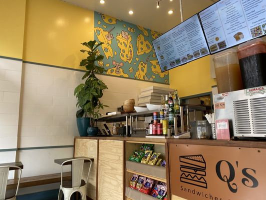Q's Sandwich Shop by null