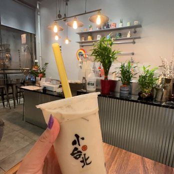 Taipei Cafe - Oolong Milk Tea - Bubble Tea Near Me - Chicago, Illinois