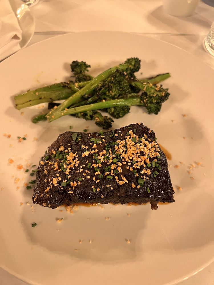 Social spots from Chateaubriand 36