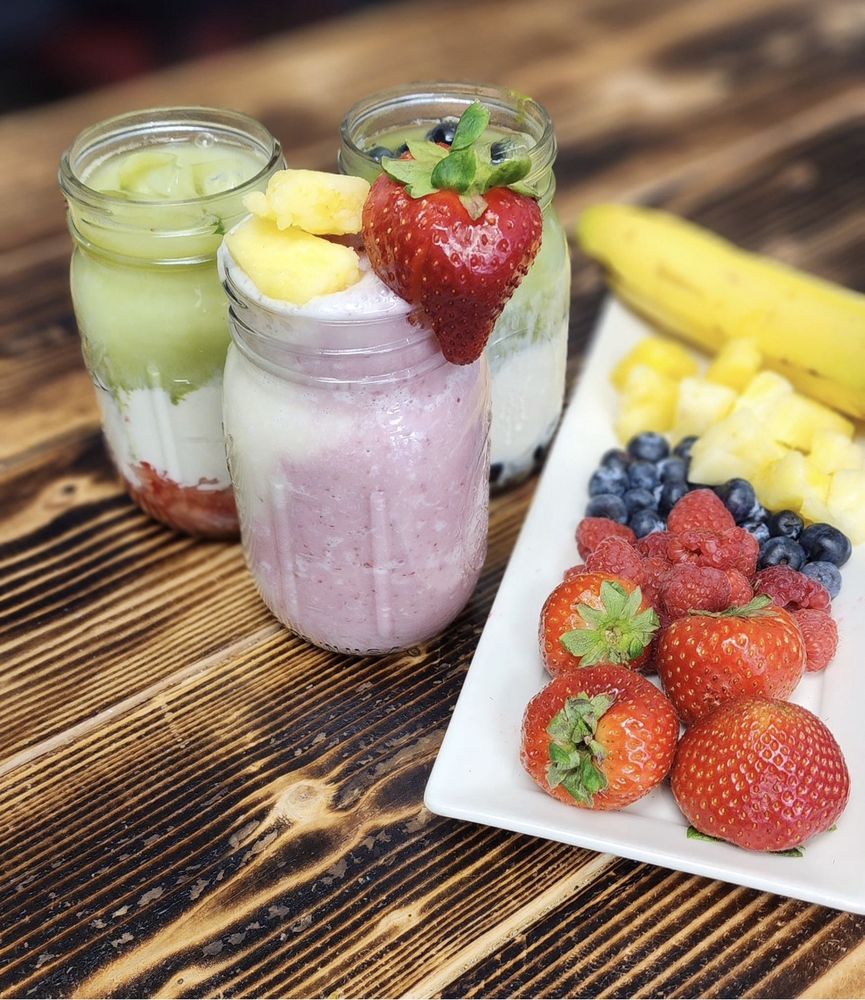 Cindy’s Smoothies And More Logo