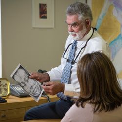 Paul E Mondolfi, MD