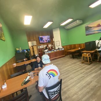 Guieb Cafe - Hole in the wall type of diner/cafe - New American Near Me - Honolulu, Hawaii