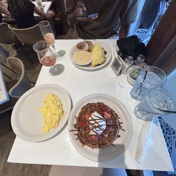 Briarpatch Restaurant - Southwest Omelette & Nutella Waffle - American Near Me - Winter Park, Florida