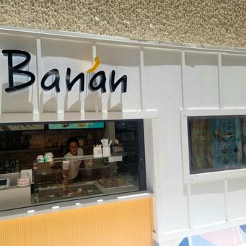 Banán - Waikiki Beach Shack - Cute little shack - Vegan Near Me - Honolulu, Hawaii