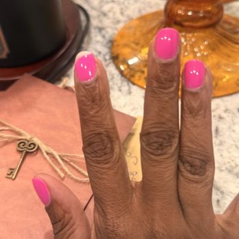 Luxe Nail Spa - Gail nails after 3 days - Nail Salons Near Me - Terrell, Texas