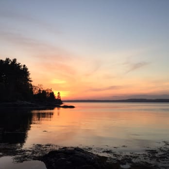 Edgewater Motel & Cottages - Guest Houses Near Me - Bar Harbor, Maine