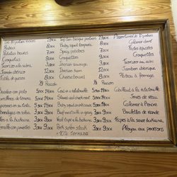 Iturriza Taberna - Snacks & tapas....lots of options