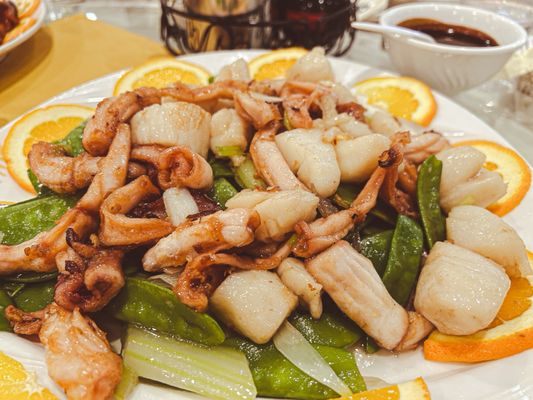 China Gourmet by null