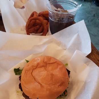 Maple and Motor - Flat top brisket sandwich and homemade onion rings - Burgers Near Me - Dallas, Texas Maple and Motor - Flat top brisket sandwich and homemade onion rings - Burgers Near Me - Dallas, Texas