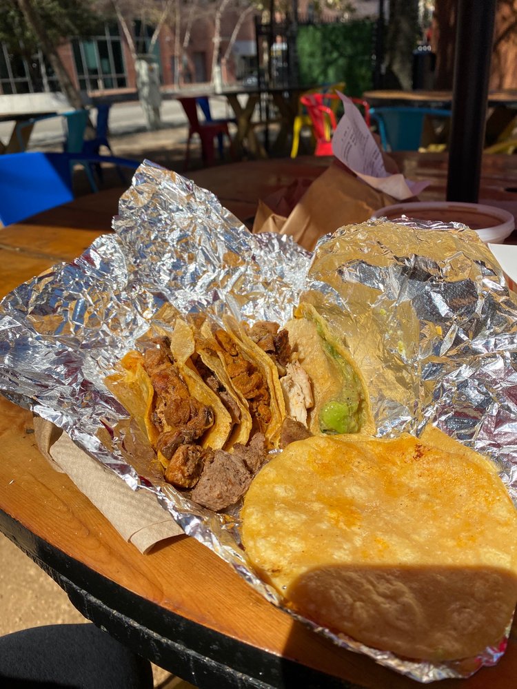 La Calle Tacos & Cantina