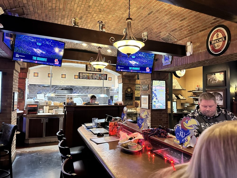 Steiner’s A Nevada Style Pub - Photo 2