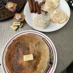 Tory's Cafe - GINORMOUS dinner plate-sized blueberry pancakes, links, biscuit & gravy, eggs over medium. Oh - and a piece of hubby's bacon. Wow. 060824