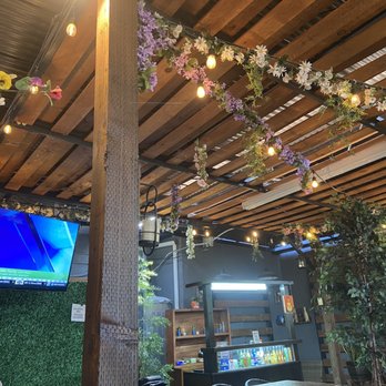 Lalos Grill Restaurant - Patio - Mexican Near Me - Inglewood, California Lalos Grill Restaurant - Patio - Mexican Near Me - Inglewood, California
