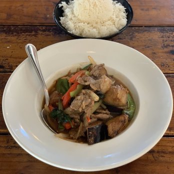 Rao Thai Eatery - Spicy Basil Eggplant with Beef (~$11) & Side of White Rice (~$1.50). - Thai Near Me - Elk Grove, California Rao Thai Eatery - Spicy Basil Eggplant with Beef (~$11) & Side of White Rice (~$1.50). - Thai Near Me - Elk Grove, California