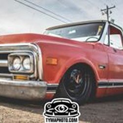SoLow Customs