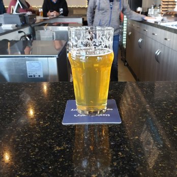 Mineral Springs Brewery - Cinder Hill Cream Ale - Brewpubs Near Me - Owatonna, Minnesota