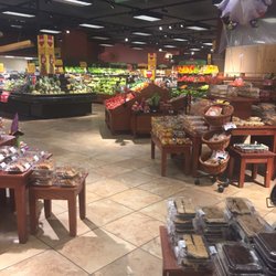 Giant Eagle - Near front entrance.