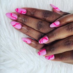 K-Nails and Spa - Pinkie designed by Heather